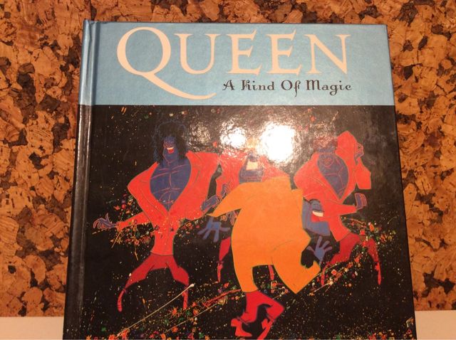 Queen álbum libro más Cd.