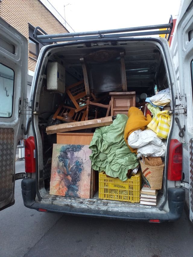 se recogen cosas trastos usados viejos..