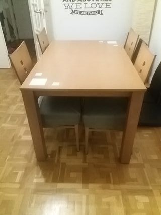 Mesa comedor de segunda mano en Madrid en WALLAPOP Mesa comedor de segunda mano en Madrid en WALLAPOP