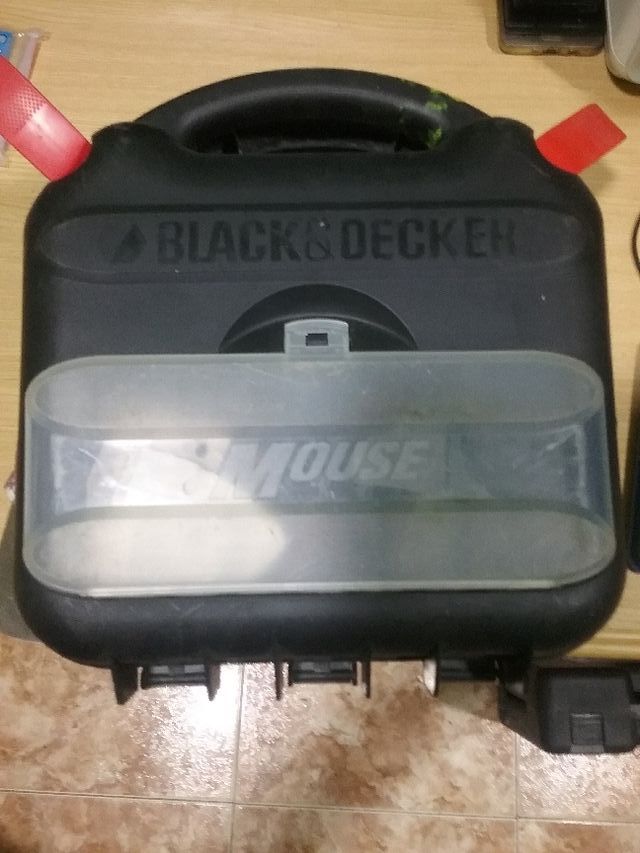 lijadora Mouse de Blak and decker