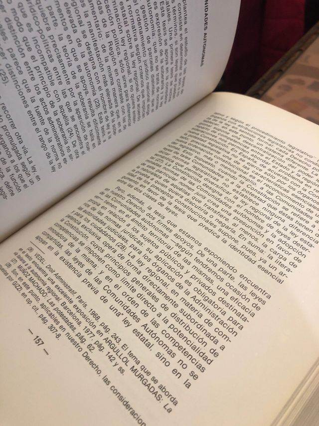 La constitución española fuentes de derecho
