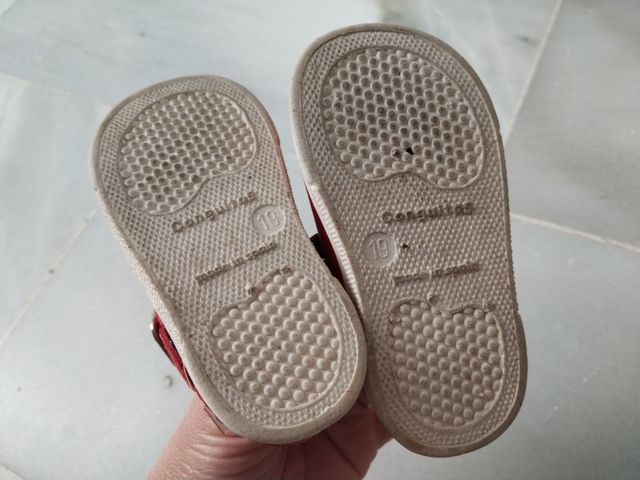 Conguitos piel, talla 19