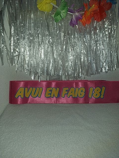 Accesorios para fiestas de 18 años