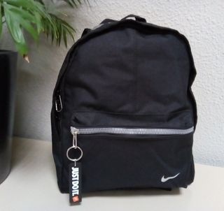 mochila pequeña mujer nike