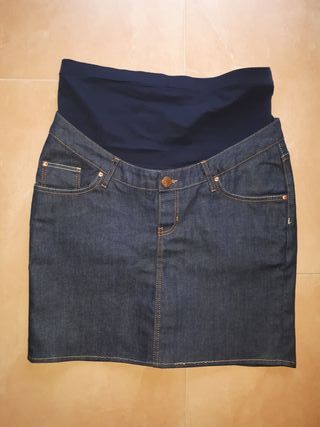 Premamá falda vaquera Zara de segunda mano por 12 EUR en Toledo en WALLAPOP