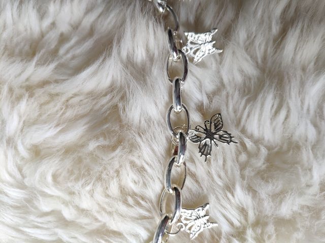 Pulsera con mariposas