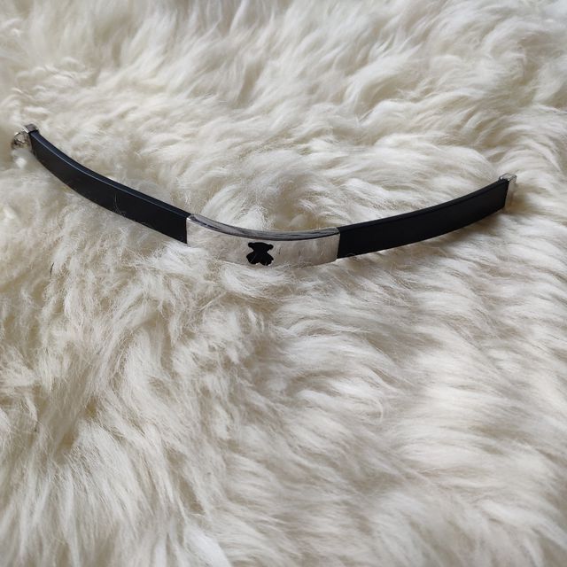 Pulsera de plata y caucho