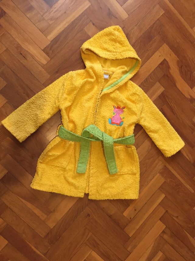 Albornoz niña T4 años nuevo