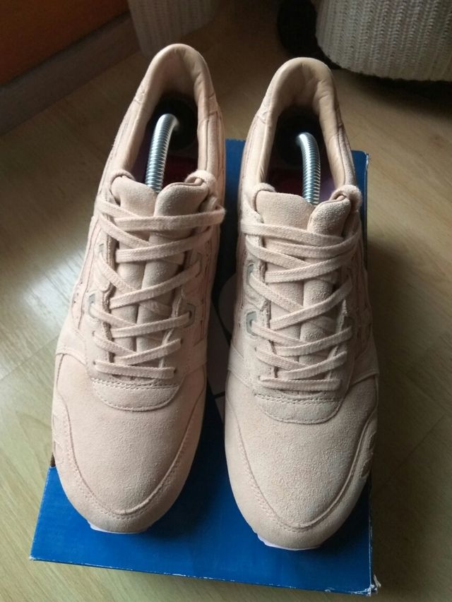 42.5 Asics Gel-Lyte III x Clot Sand