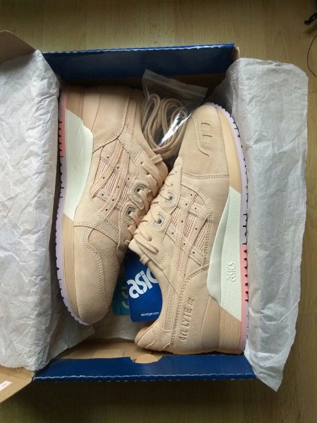 42.5 Asics Gel-Lyte III x Clot Sand