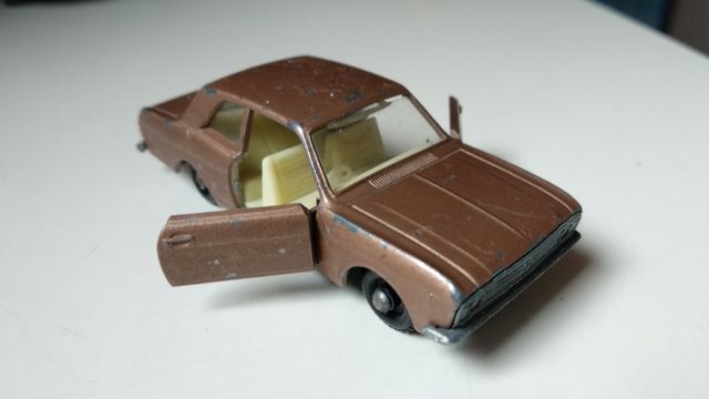 Coche matchbox años 60-70. ford cortina