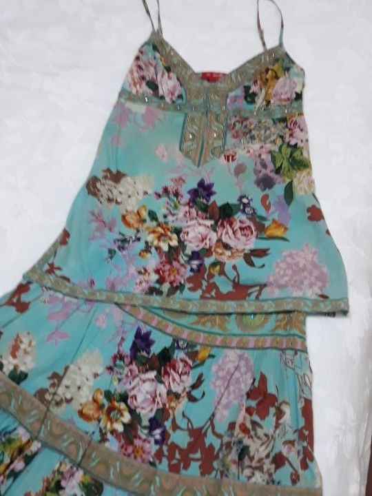 vestido de verano en 2 piezas.20€