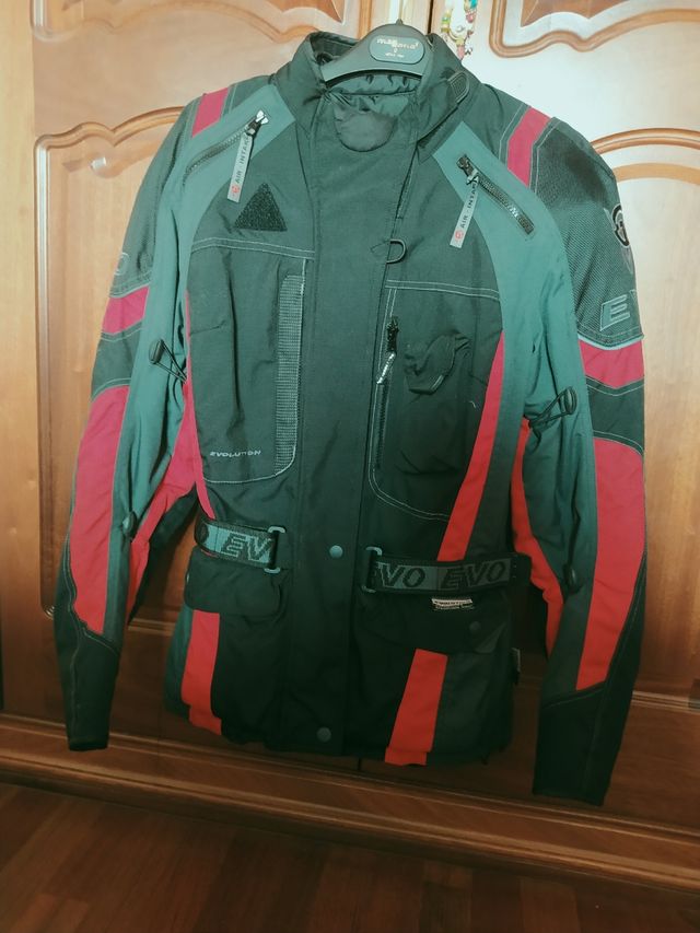 CAZADORA MUJER. "EVO"