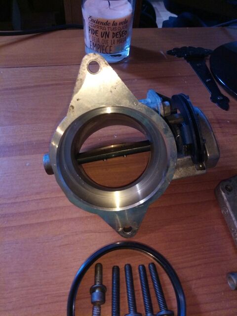 Cuerpo mariposa BMW 286S1