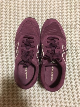 New Balance granate 36 Nuevas de segunda mano por 30 EUR en Esparreguera en  WALLAPOP