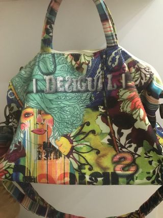 De Desigual Portugalete Segunda Mano Bolso En Wallapop fgyI6vb7mY