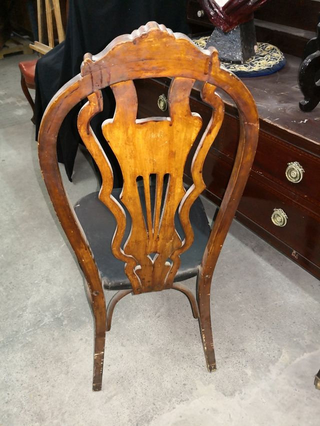 Sillas a juego de segunda mano por 50 € en Terrassa en WALLAPOP