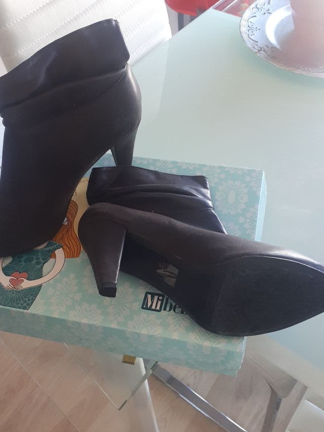 botines color marrón chocolate numero 39