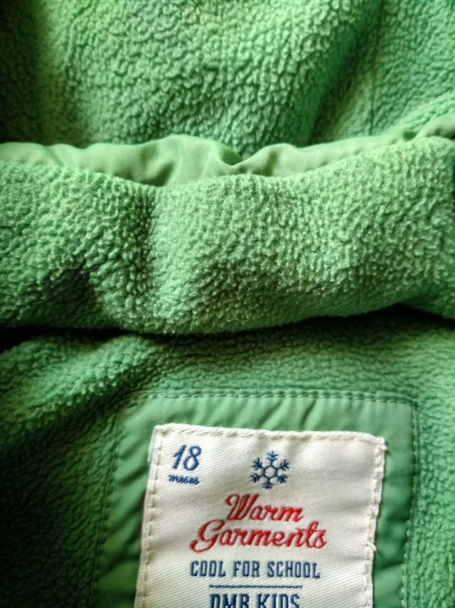 Cazadora 18 meses en perfecto estado