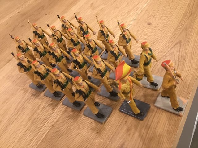 Soldaditos plástico REAMSA Desfile Regulares