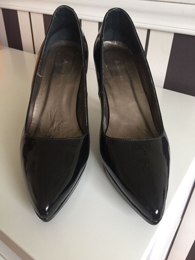 Zapatos negros Charol T. 41