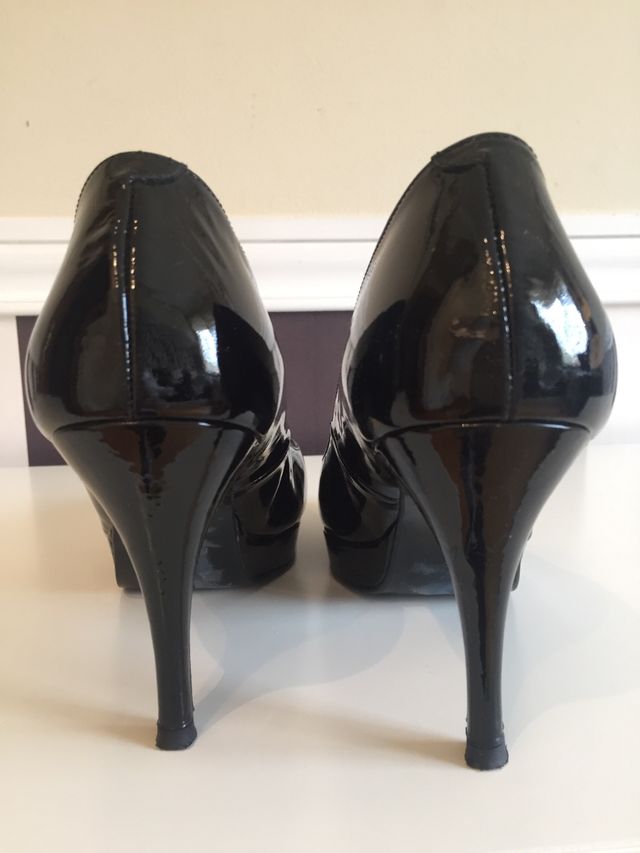 Zapatos negros Charol T. 41