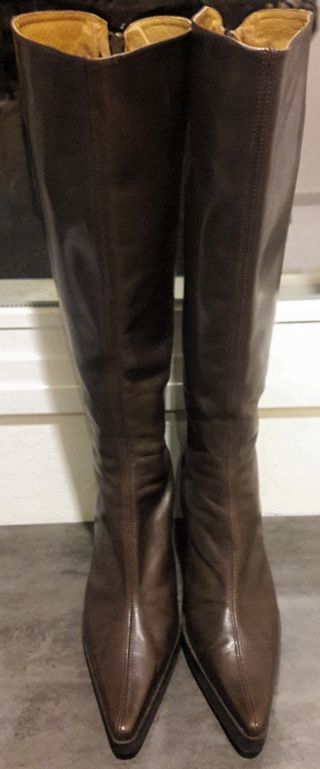 Botas mujer Pedro Miralles. Talla 41. de segunda mano por 30 EUR en  Barcelona en WALLAPOP