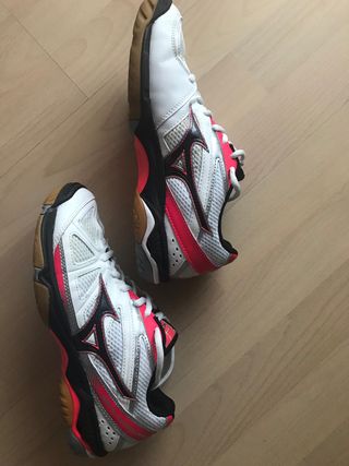 {keywor d} asics pista