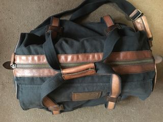 Bolsa de viaje Massimo Dutti de segunda mano por 65 EUR en Segovia en  WALLAPOP