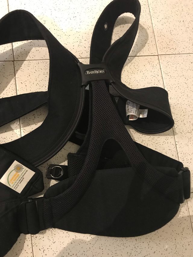 Baby Björn Porta bebes desde 3,5 kg hasta 12kg