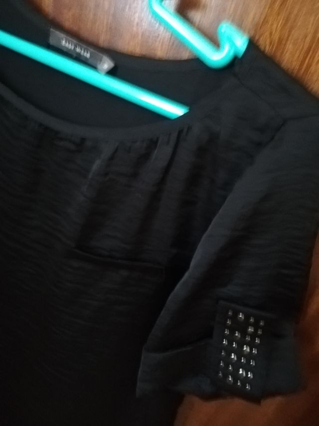 Camisa negra. Talla 38. Easy Wear.