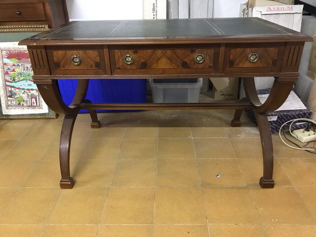 Mesa escritorio estilo inglés