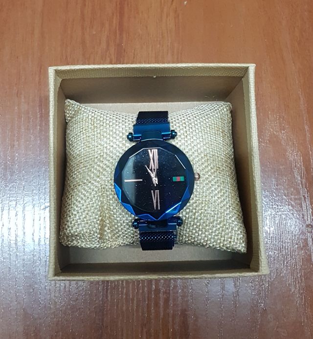 RELOJ