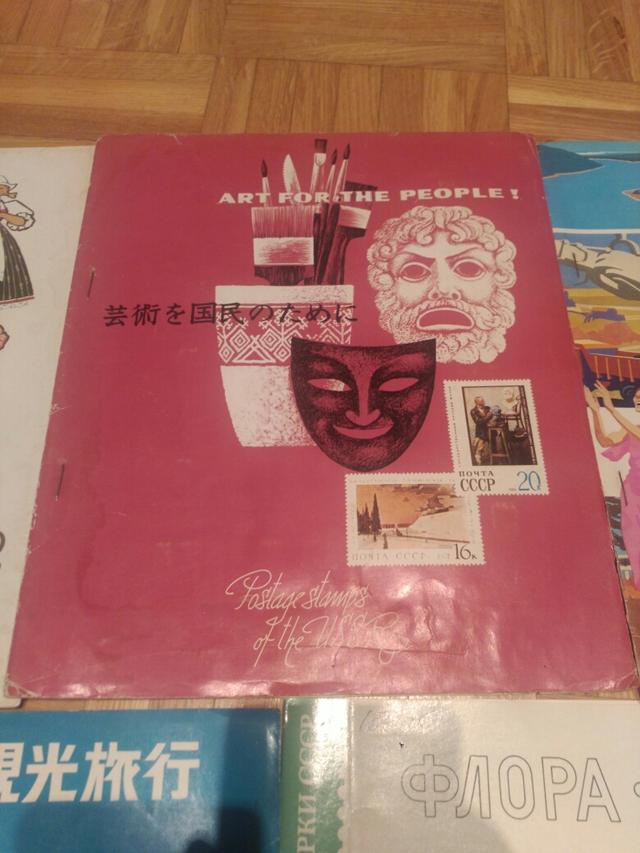 Cuadernillos con sellos rusos