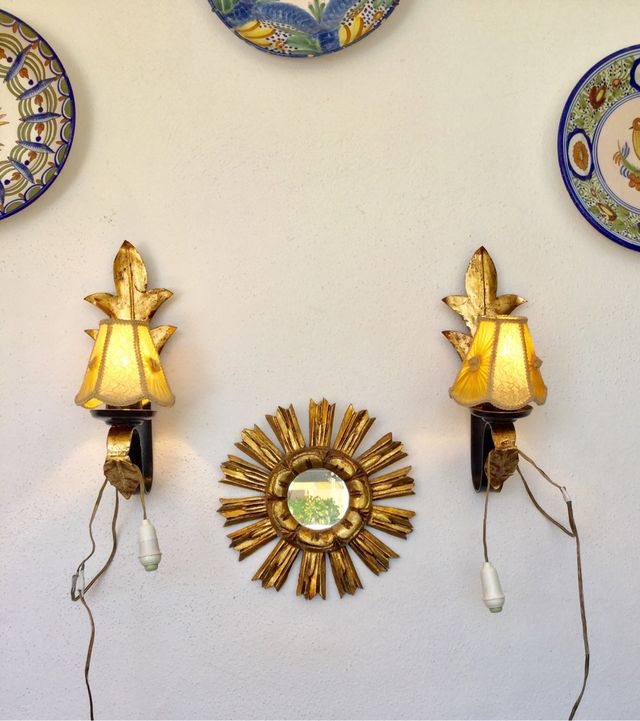 Antiguos apliques para pared hojas de segunda mano por 80 EUR en
