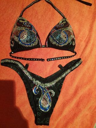 En Segunda De Mano Valles Barbera Del Bikini Wallapop gYy76bfv