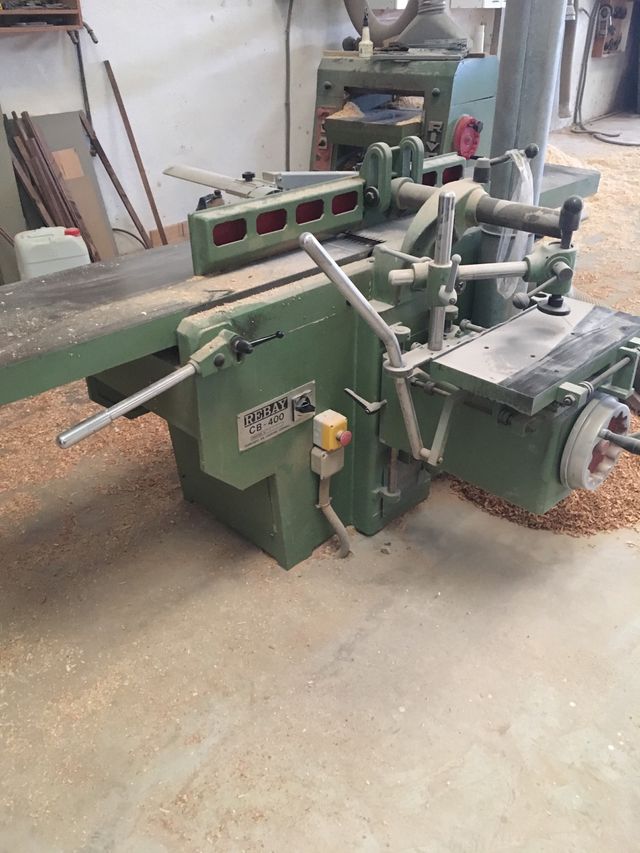 Taller de carpintería cepillo regrueso tupi y cint