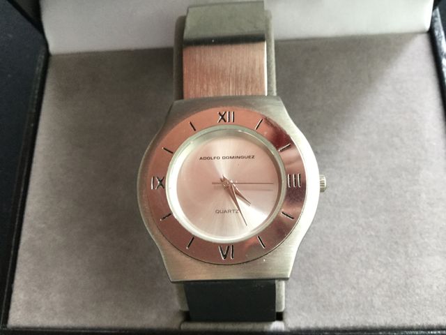 RELOJ ADOLFO DOMÍNGUEZ