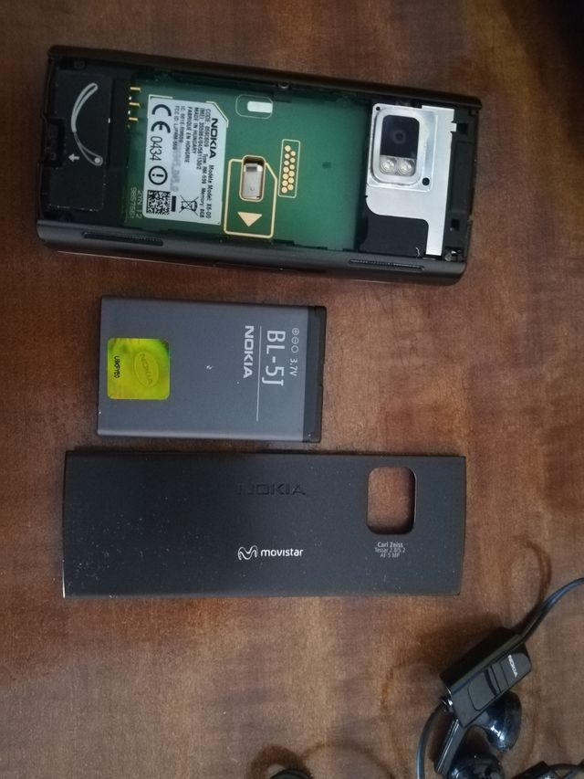 Móvil X6 00 8GB segunda mano