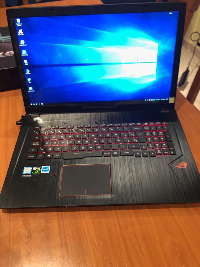 Portátil Asus Rog "REPUBLIC OF GAMERS"