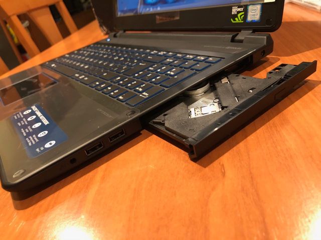 Medion Erazer Intel Core i7 GTX1050