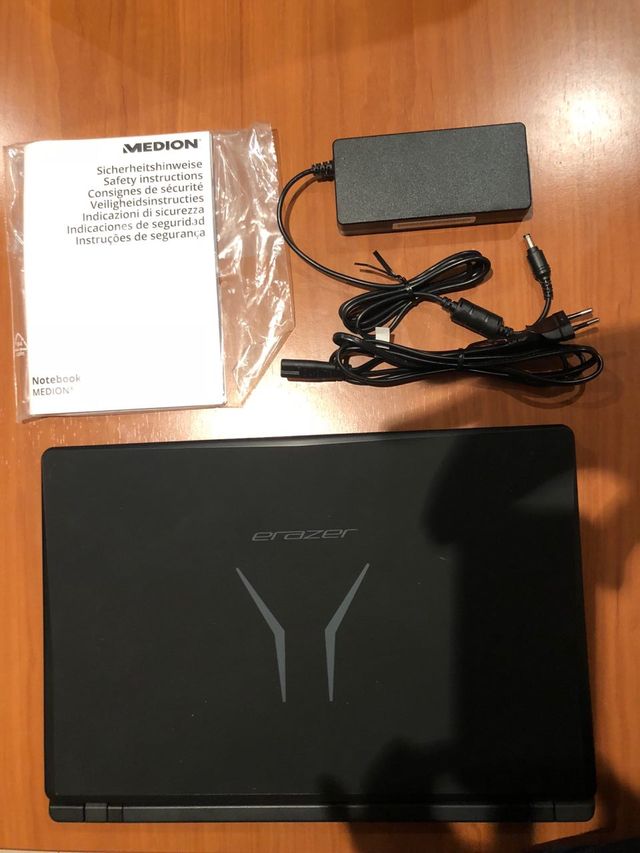 Medion Erazer Intel Core i7 GTX1050