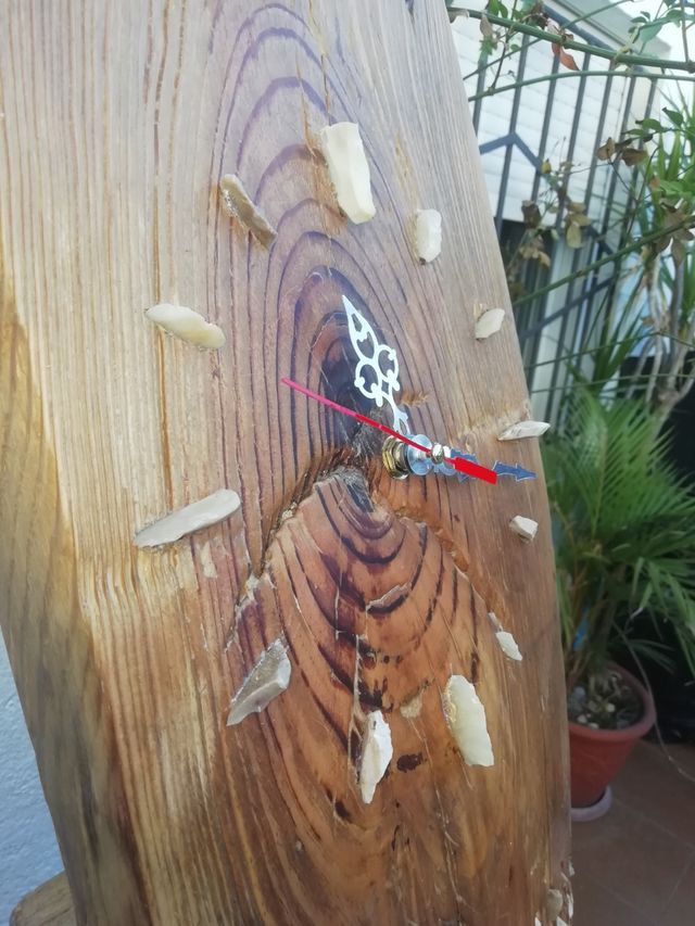 Reloj artesanal exclusivo de Trillo o Trilla