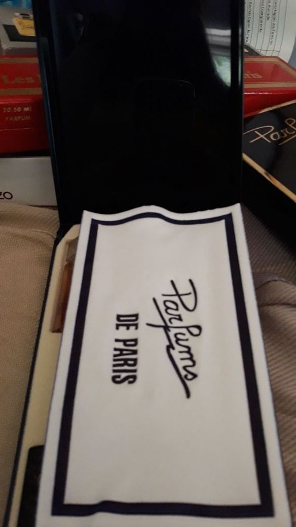 cofre de 5 miniaturas perfume