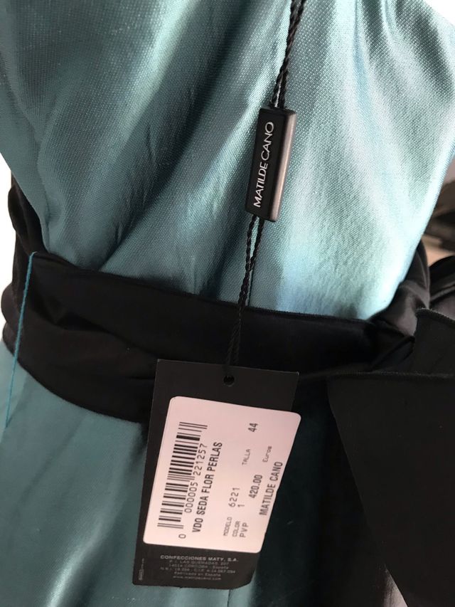 Vestido largo de Matilde Cano, nuevo con etiqueta