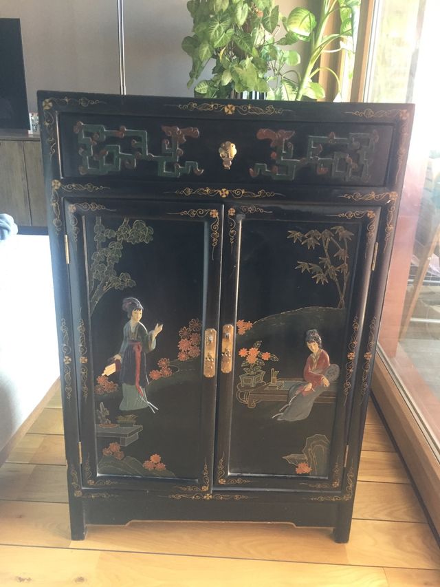 Mueble chino antiguo de segunda mano por 485 € en Madrid en WALLAPOP