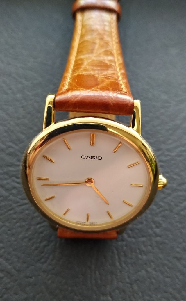 RELOJ CASIO DE SEÑORITA NUEVO EXPECTACULAR