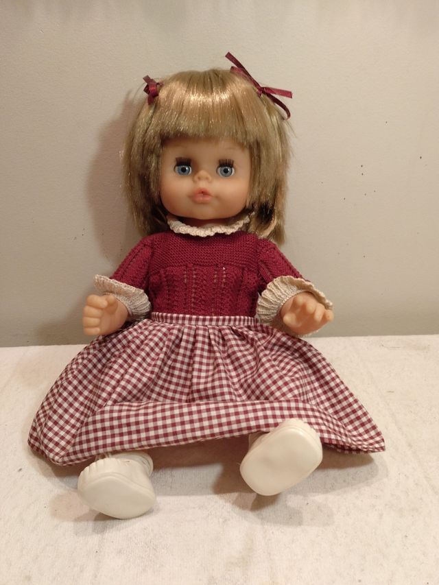 Linda boneca de colecionador