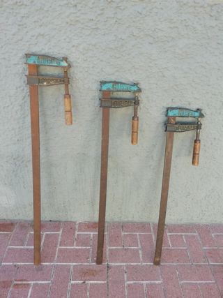 Gatos antiguos carpintero URKO. de segunda mano por 75 EUR en Málaga en  WALLAPOP