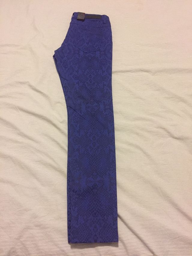 Pantalon marca Only nuevo con etiqueta